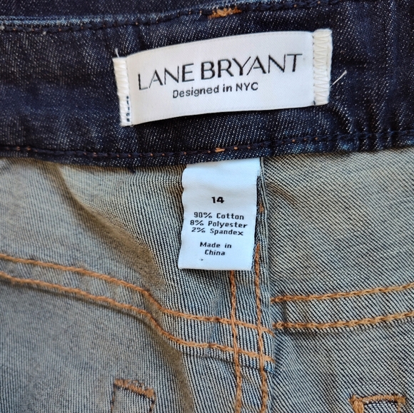 Lane Bryant || Girlfriend Mid-Rise - Picture 4 of 5